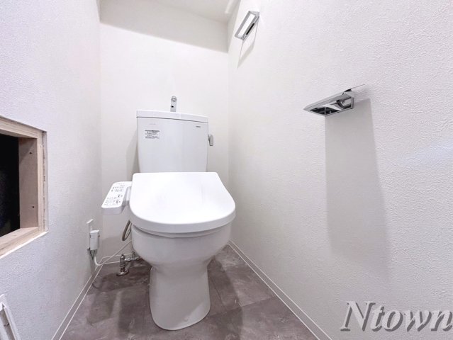 トイレ　落ち着いたトイレです