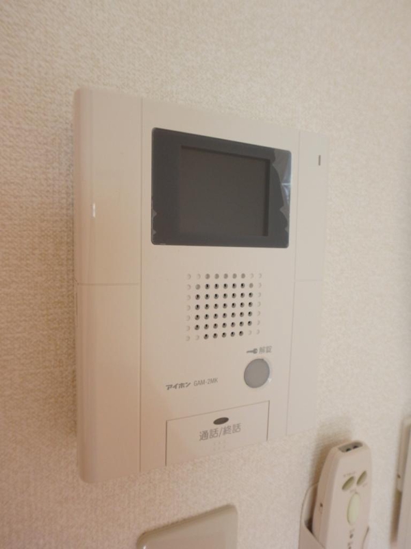 セキュリティ　安心のＴＶモニターホン、女性の方も安心です