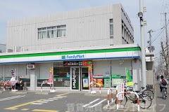 コンビニ　ファミリーマート葛野大路高辻店（コンビニ）まで212m