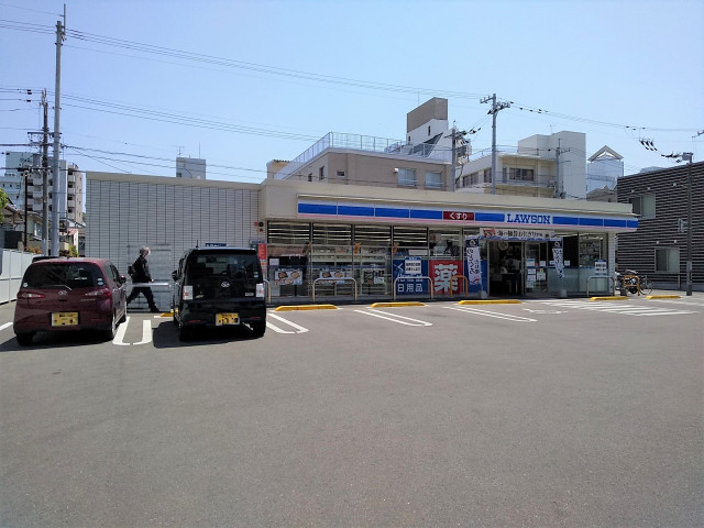 コンビニ　ローソン松山味酒町店（コンビニ）まで300m