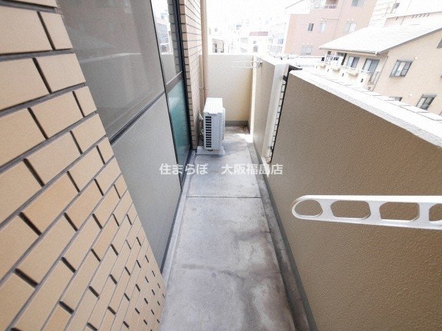 バルコニー　日常使いを想像しながら