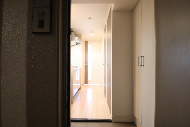玄関　※別室の参考写真の為、現況優先です。