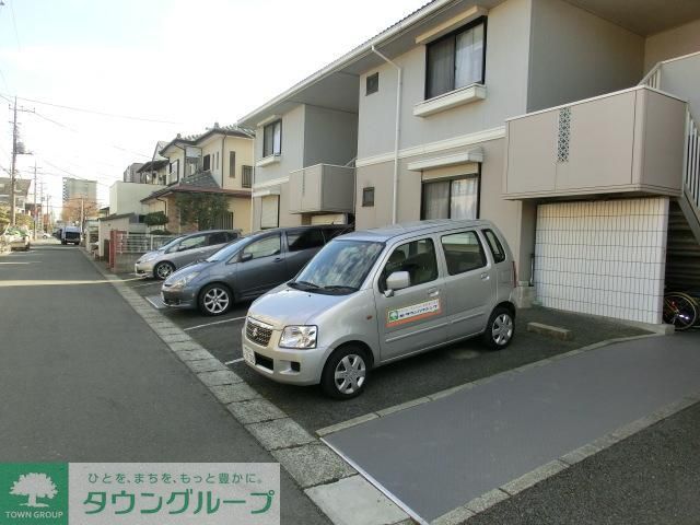 駐車場　敷地内駐車場