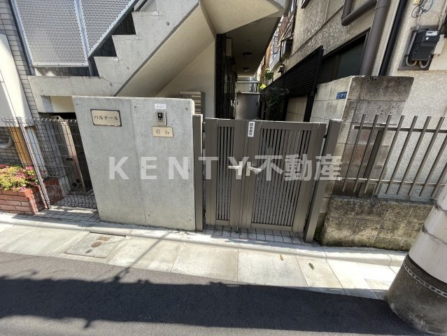エントランス　毎日通るエントランスはこのようになっています