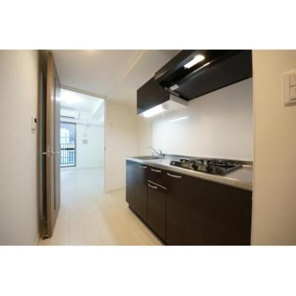 キッチン　※写真は同タイプ住戸です。