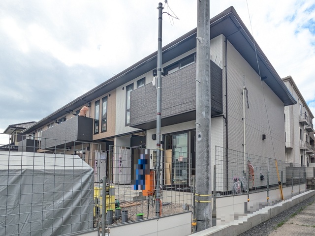 建物外観　建築中