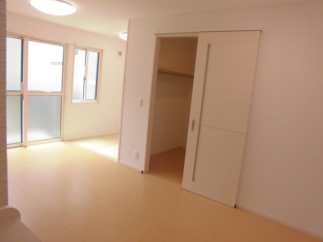 収納　１０３ＬＤＫ