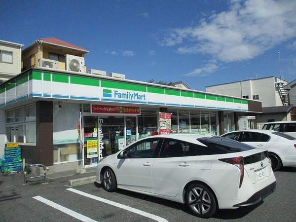 コンビニ　ファミリーマート京屋西湊店（コンビニ）まで1474m