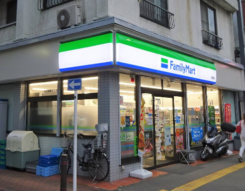 コンビニ　ファミリーマート 六義園店（コンビニ）まで144m