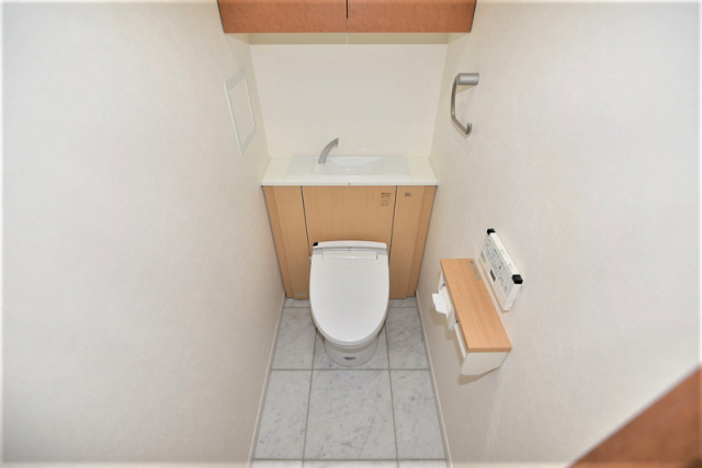 トイレ　シンプルで使いやすいトイレです