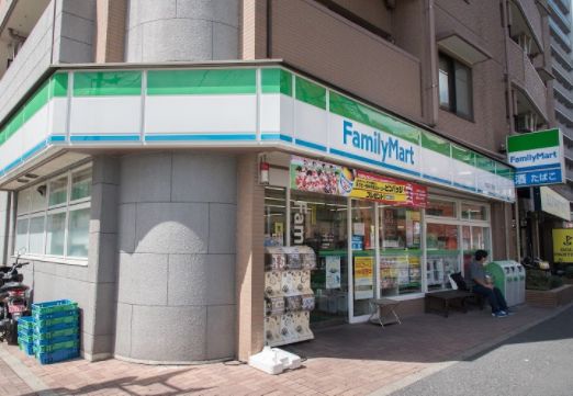 コンビニ　ファミリーマート大島五丁目店（コンビニ）まで323m