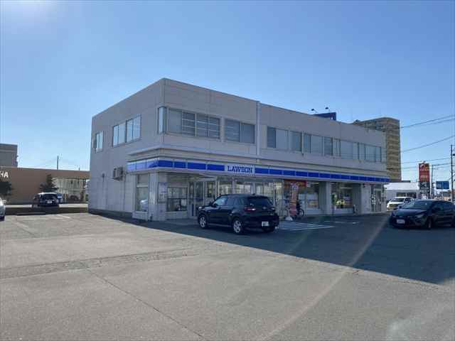 コンビニ　ローソン秋田八橋大畑店（コンビニ）まで388m