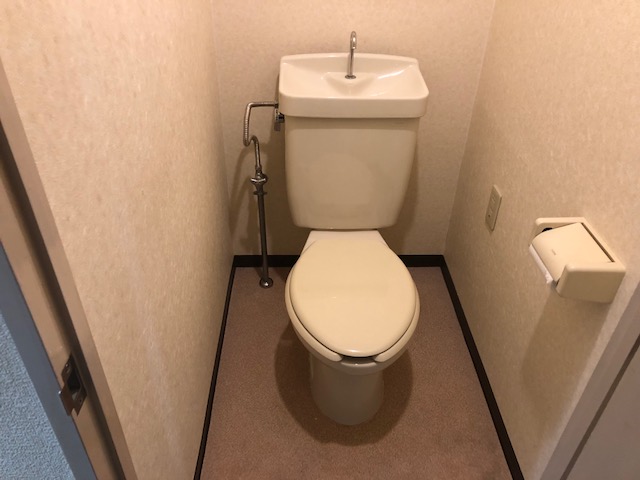 地下鉄谷町線 喜連瓜破駅 徒歩2分 5階建 築35年のトイレ写真