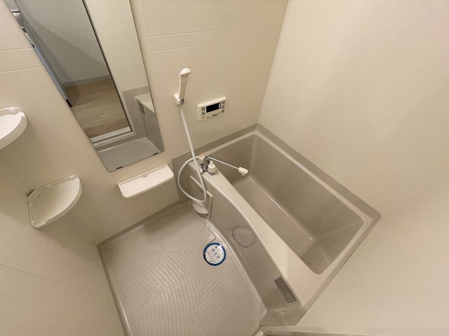 バス・シャワールーム　ゆったり過ごせるお風呂です