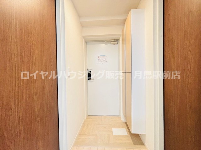 玄関　※別部屋参考写真