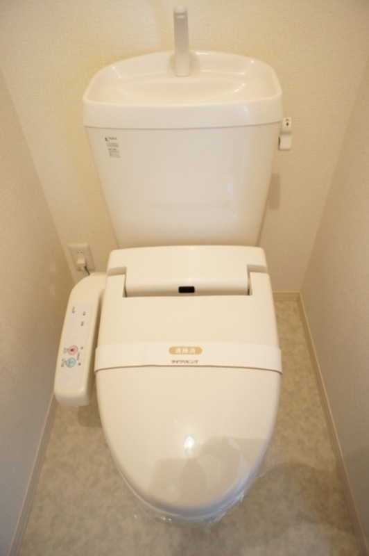 トイレ　図面と現状に相違がある場合には現状を優先