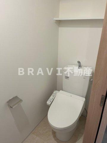 トイレ　【コスモ釣鐘町】落ち着いた色調のトイレです