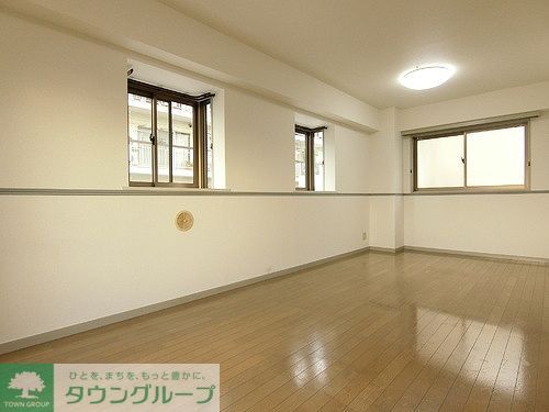 居室・リビング　洋室　※2017年11月の写真