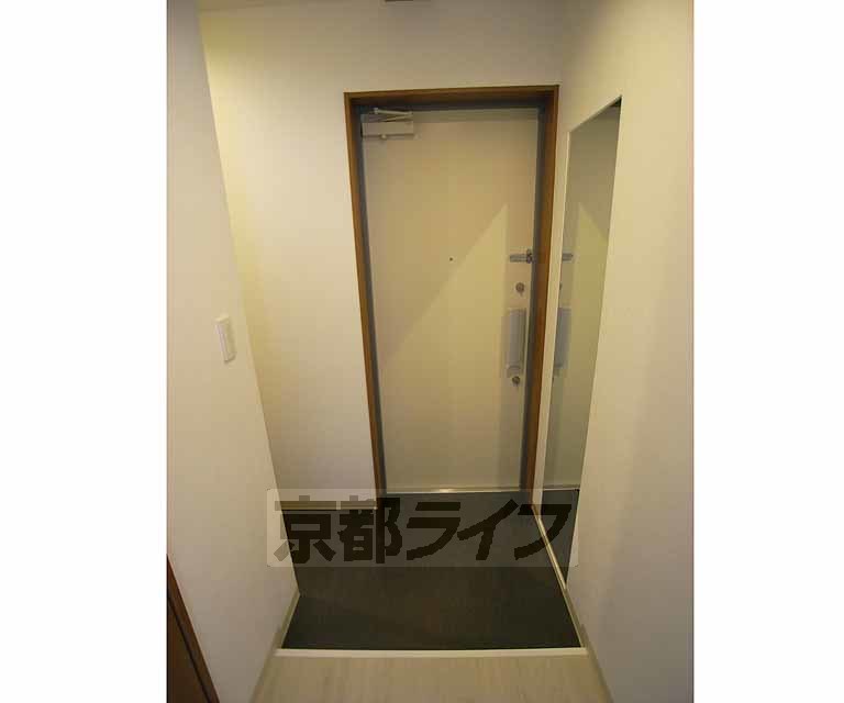 玄関　玄関です。