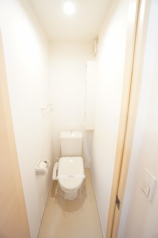 トイレ　同物件・同タイプの写真です。