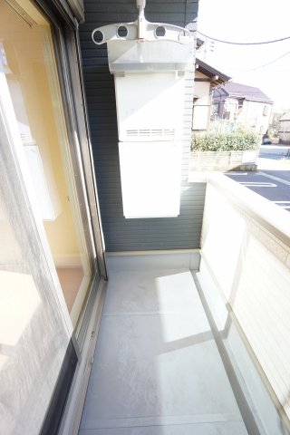 バルコニー　同物件・同タイプの写真です。