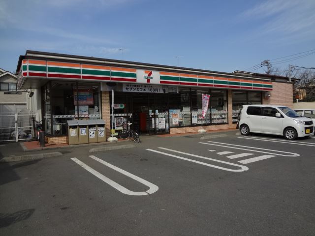 コンビニ　セブンイレブン（コンビニ）まで900m