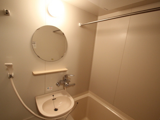 洗面設備　※別部屋の写真です