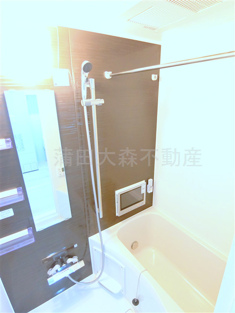 バス・シャワールーム　TV+浴室乾燥機+追焚付のバスルーム　お風呂