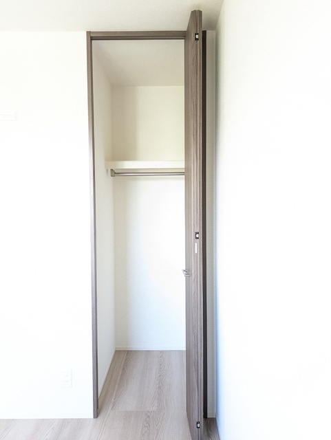 収納　便利な収納付き！