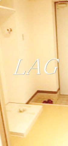 その他設備　室内洗濯機置き場です。