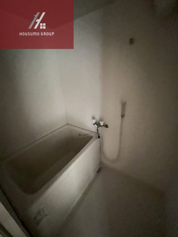 バス・シャワールーム　落ち着いた空間のお風呂です