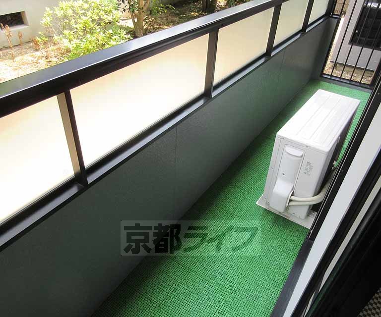 バルコニー　バルコニーも広々！