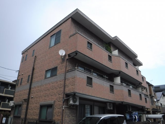 建物外観　振分タイプの2DK♪