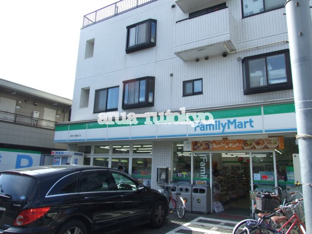コンビニ　ファミリーマート吉祥寺八幡通り店（コンビニ）まで632m
