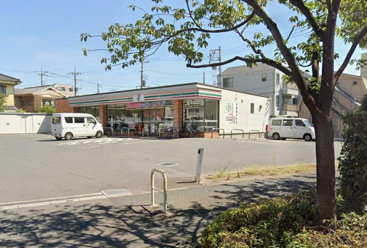 コンビニ　セブンイレブン（コンビニ）まで220m