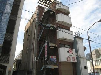 建物外観　現況が相違する場合は現況を優先致します。