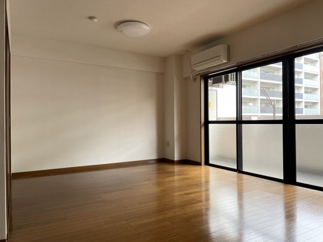 居室・リビング　※同タイプのお部屋の写真を掲載しております。