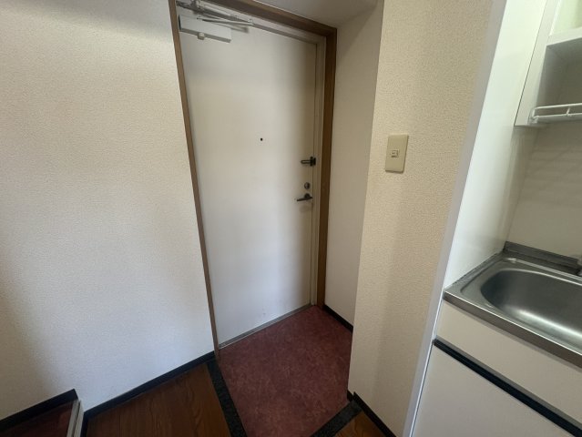 サンイースト江坂の玄関写真