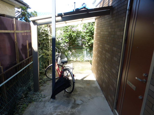 その他共有部分　駐輪場(屋根付)