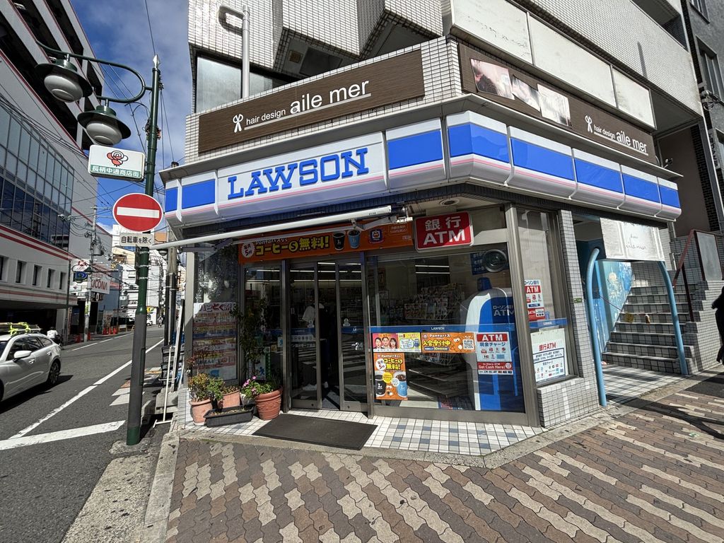 コンビニ　ローソン国分寺1丁目店（コンビニ）まで210m