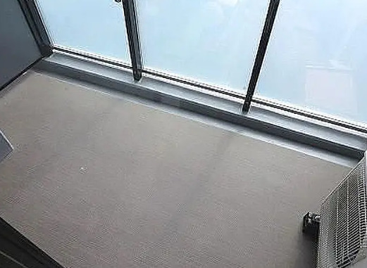 バルコニー　別タイプ部屋　参考写真です