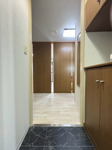 カルムイン香枦園の玄関写真