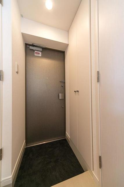 玄関　※写真は同タイプ住戸です。