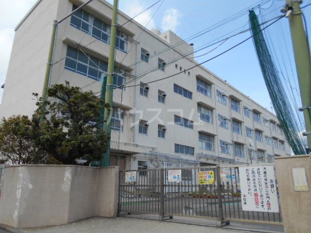 小学校　横浜市立矢部小学校（小学校）まで1044m