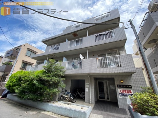 建物外観　初めての一人暮らしは安心のマンションタイプで。