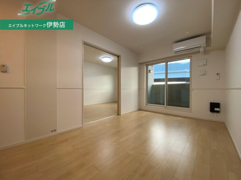 居室・リビング　同型タイプの写真です