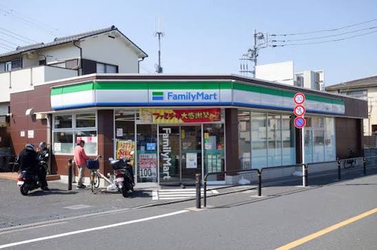 コンビニ　ファミリーマート若木二丁目店（コンビニ）まで279m