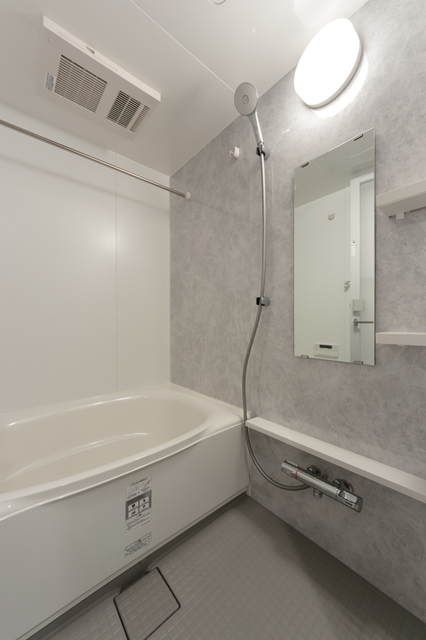 バス・シャワールーム　※写真は同タイプ住戸です。