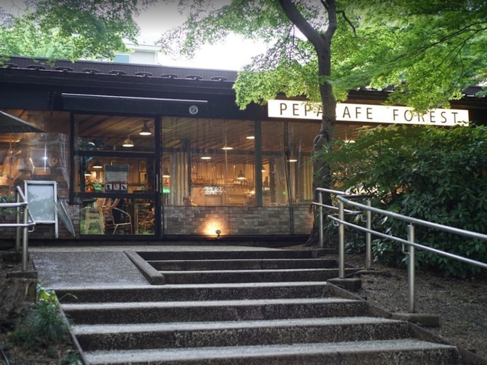 飲食店　ペパカフェフォレスト（飲食店）まで450m