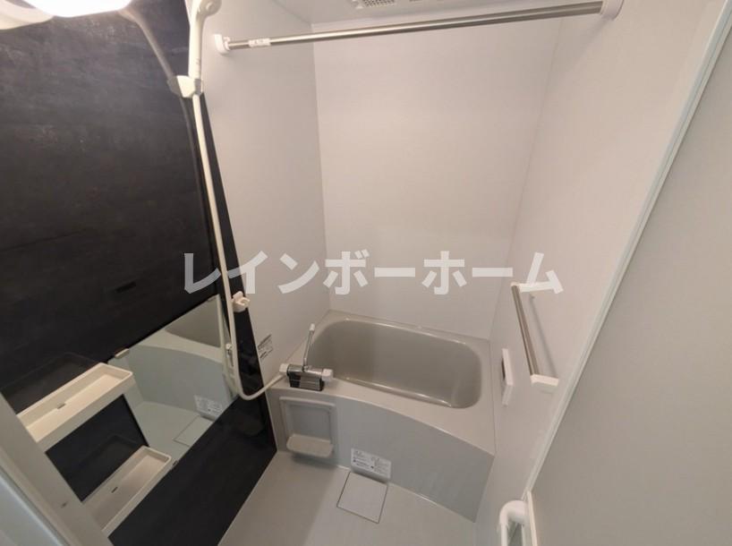 バス・シャワールーム　お風呂で日々の疲れを落としましょう